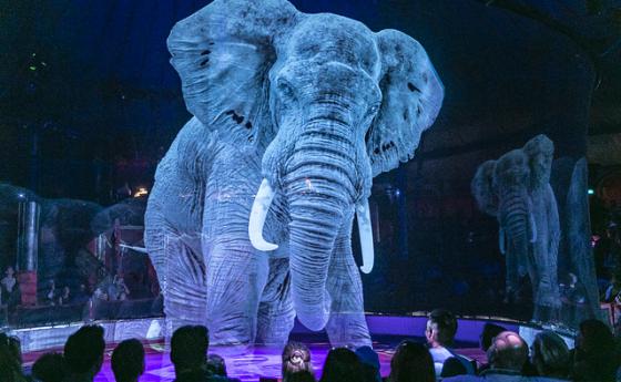 Цирк в Германия използва 3D холограми вместо животни