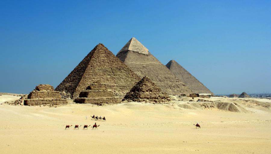 Какво откриват агентите на КГБ в египетските пирамиди?