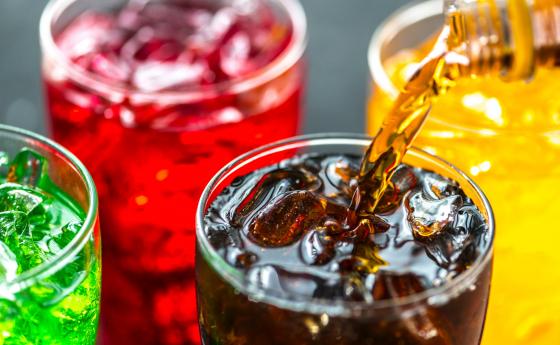 Как напитките „без захар“ ни правят дебели и болни