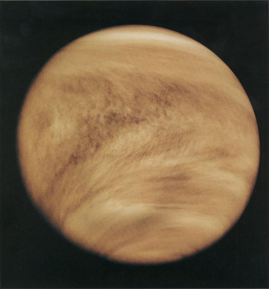 Снимка на Венера, направена от космическия апарат ”Пионер” на 26 февруари 1979 г. в