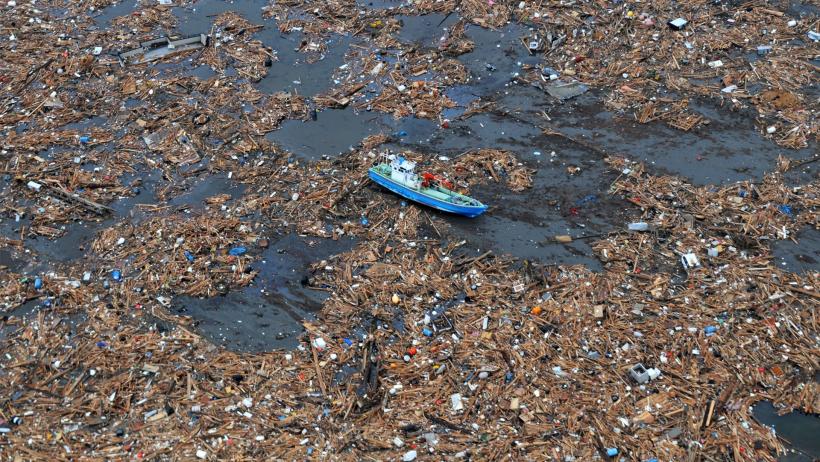 Пластмасия - островът от боклуци, три пъти по-голям от Франция