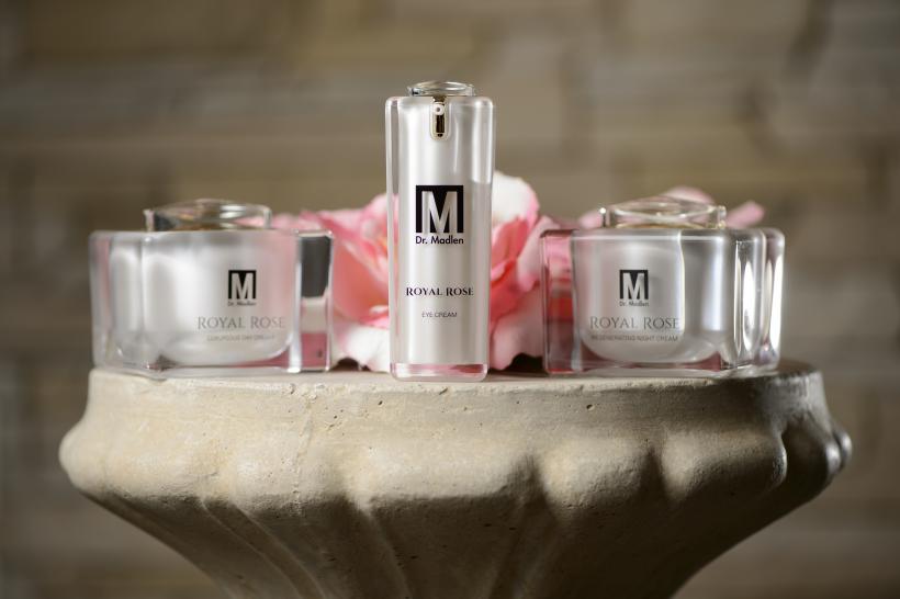  Серията кремове ROYAL ROSE 