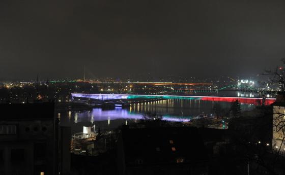 Белград се освети с цветовете на българското знаме