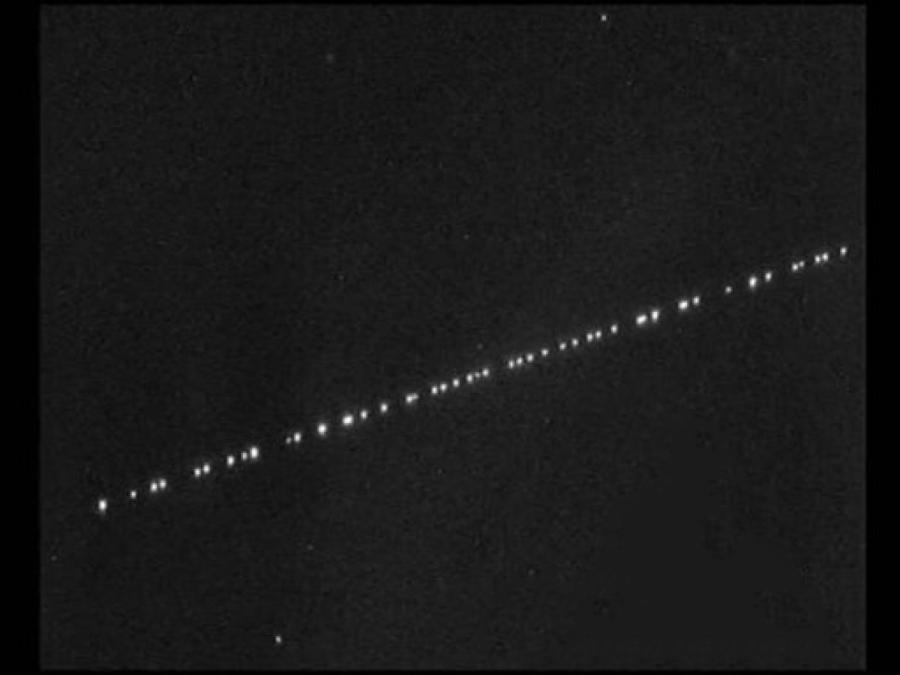 Поне 12 летателни обекта пресякоха небето над София откъм Копитото