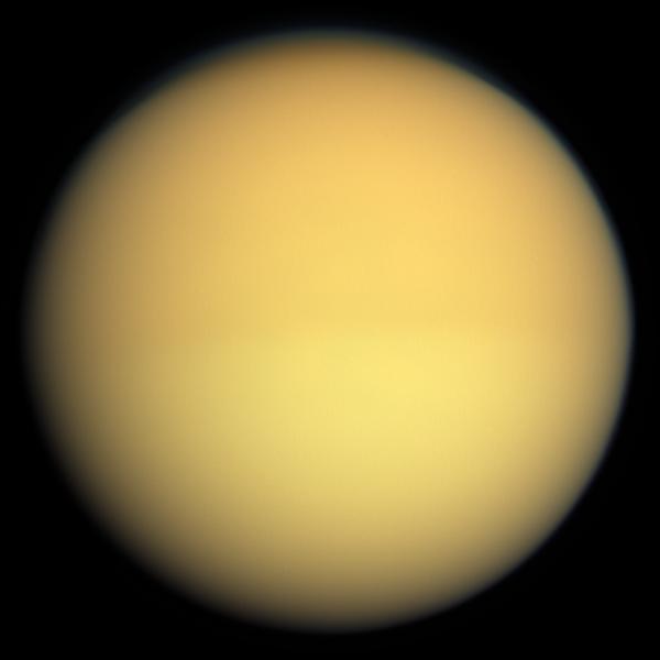 Забелязаните от астрономите особени плоски райони на Титан най големият