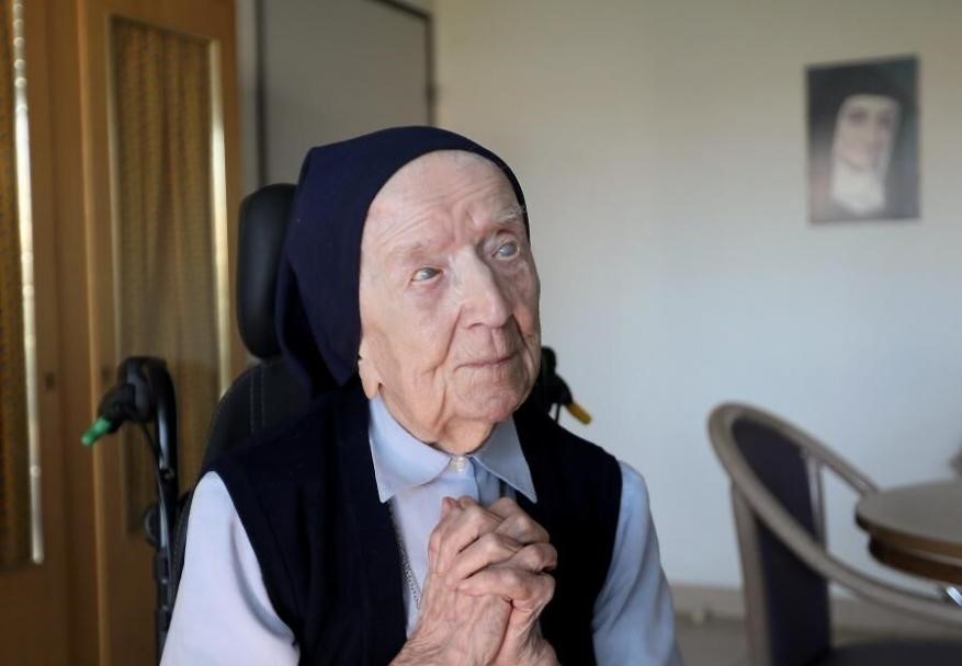 Френската монахиня сестра Андре прекарала последните няколко седмици в изолация,
