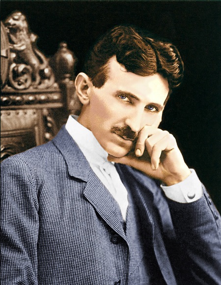 През 1920 г Никола Тесла взема патент за устройство създадено