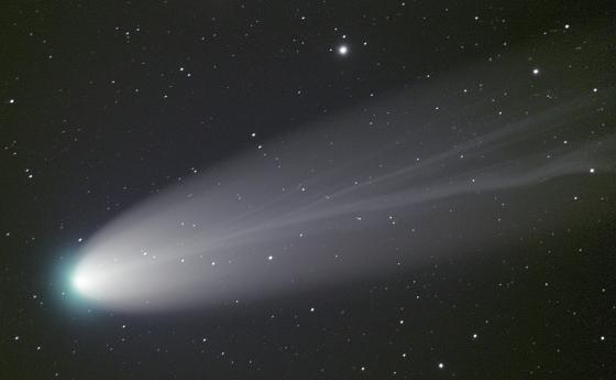 Кометата Ленард изчезна завинаги