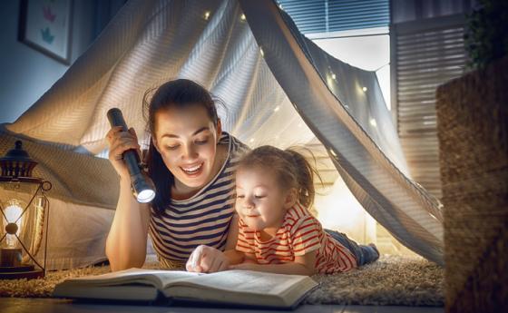 15 начина да накарате децата да заобичат четенето