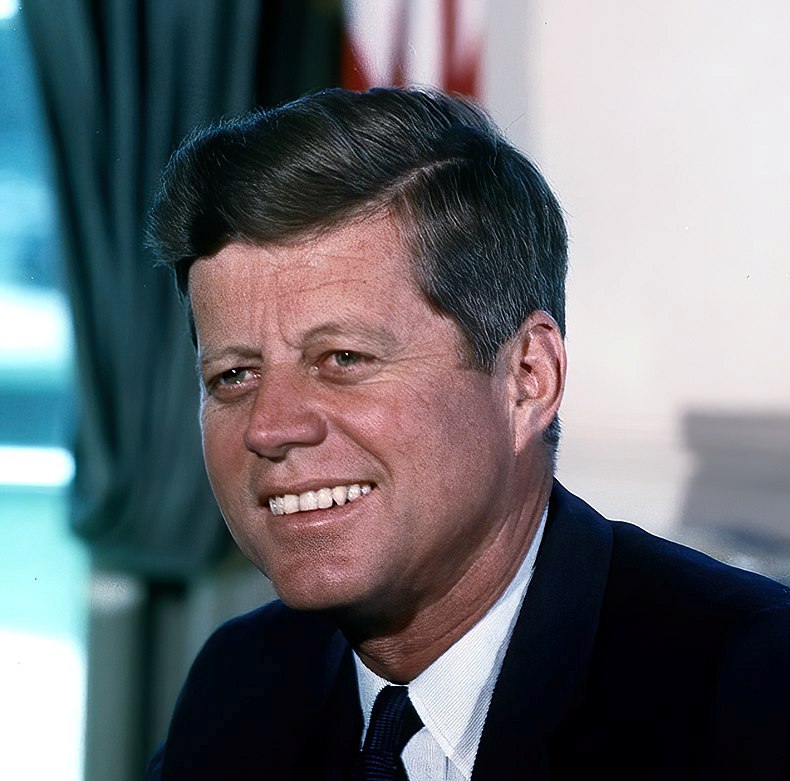 Датата е 10 юни 1968 година 35 ият президент на САЩ