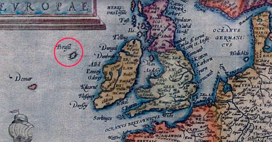 Стара легенда датираща поне от 1325 г описва остров край