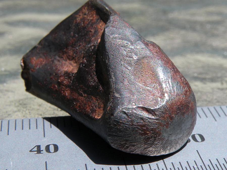 Метеоритът Ел Али, открит в Сомалия, съдържа най-малко два минерала,