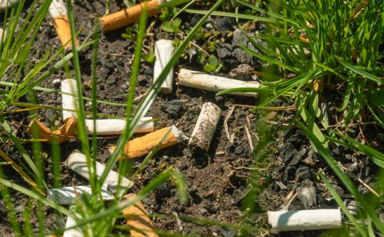 Тютюневите компании ще плащат за почистването на фасовете в Испания