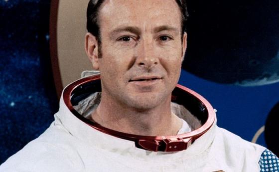 Астронавт от „Аполо 14“: „Миролюбиви извънземни се опитаха да спасят Америка от ядрена вой