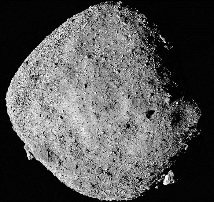 Почти три години след като докосна повърхността на астероида Бену