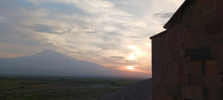 В Армения петхилядникът Арарат може да се види от много