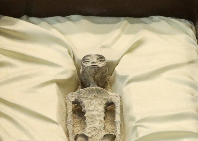 Малките нечовешки мумифицирани останки открити в Перу през лятото които