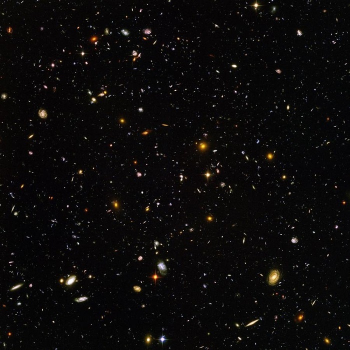 Колосална структура в далечната Вселена отрича всичко което знаем за