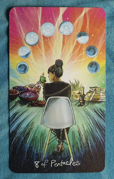 Осмица Пентакли – карта Таро за 2 октомври