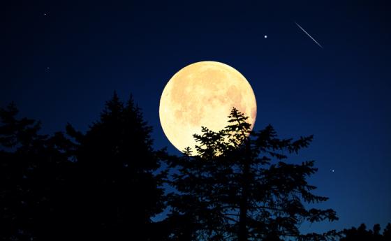 Днес е пълнолунието в Близнаци