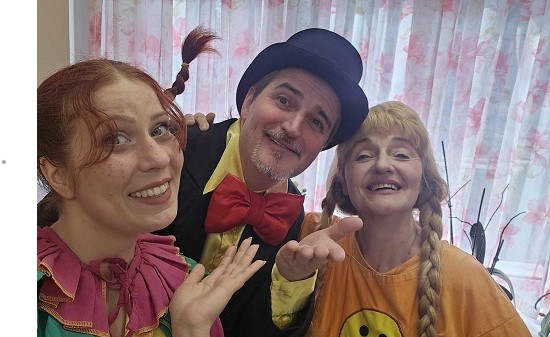 На Коледа с „Арт Театър“