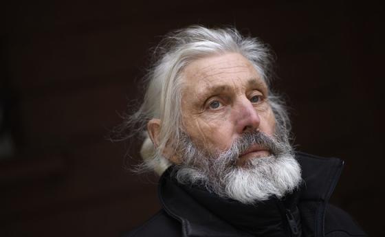 Юрий Ангелов: Не можем да изхвърлим Бог