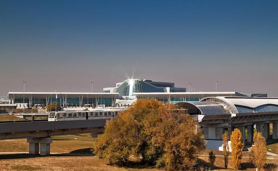 Затварянето на летището в София за граждански полети предизвика сериозна тревога