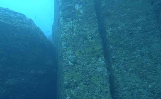 Подводните структури край Йонагуни вероятно не са направени от хора