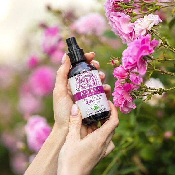 Целувка от хиляди розови цветове