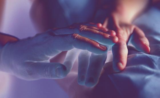 Жена чула гласове, които я убедили, че има мозъчен тумор и трябва да се оперира