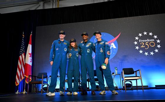 Малки и безсилни, но все пак мощни заедно